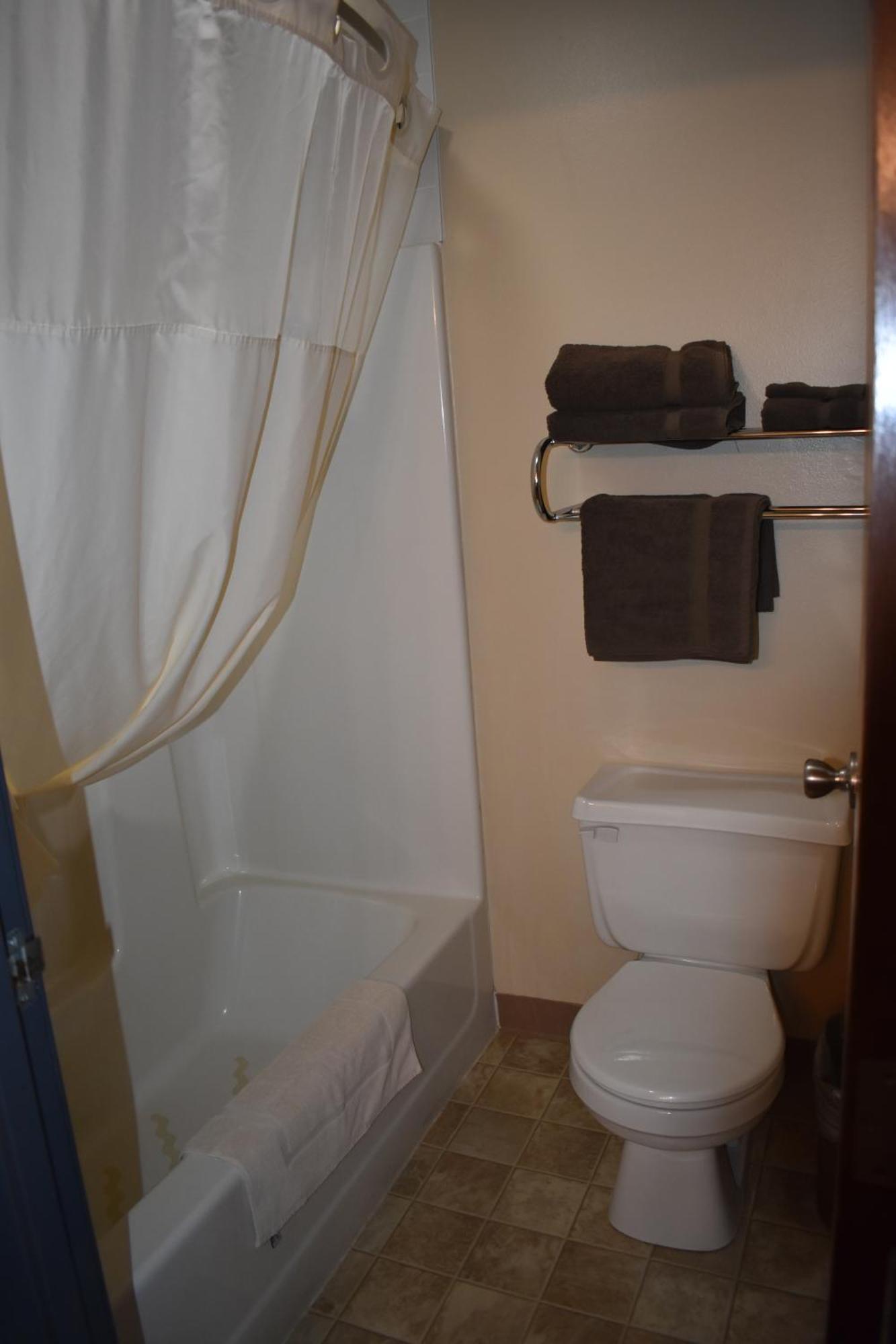 Heartland Hotel & Suites Rock Valley Buitenkant foto
