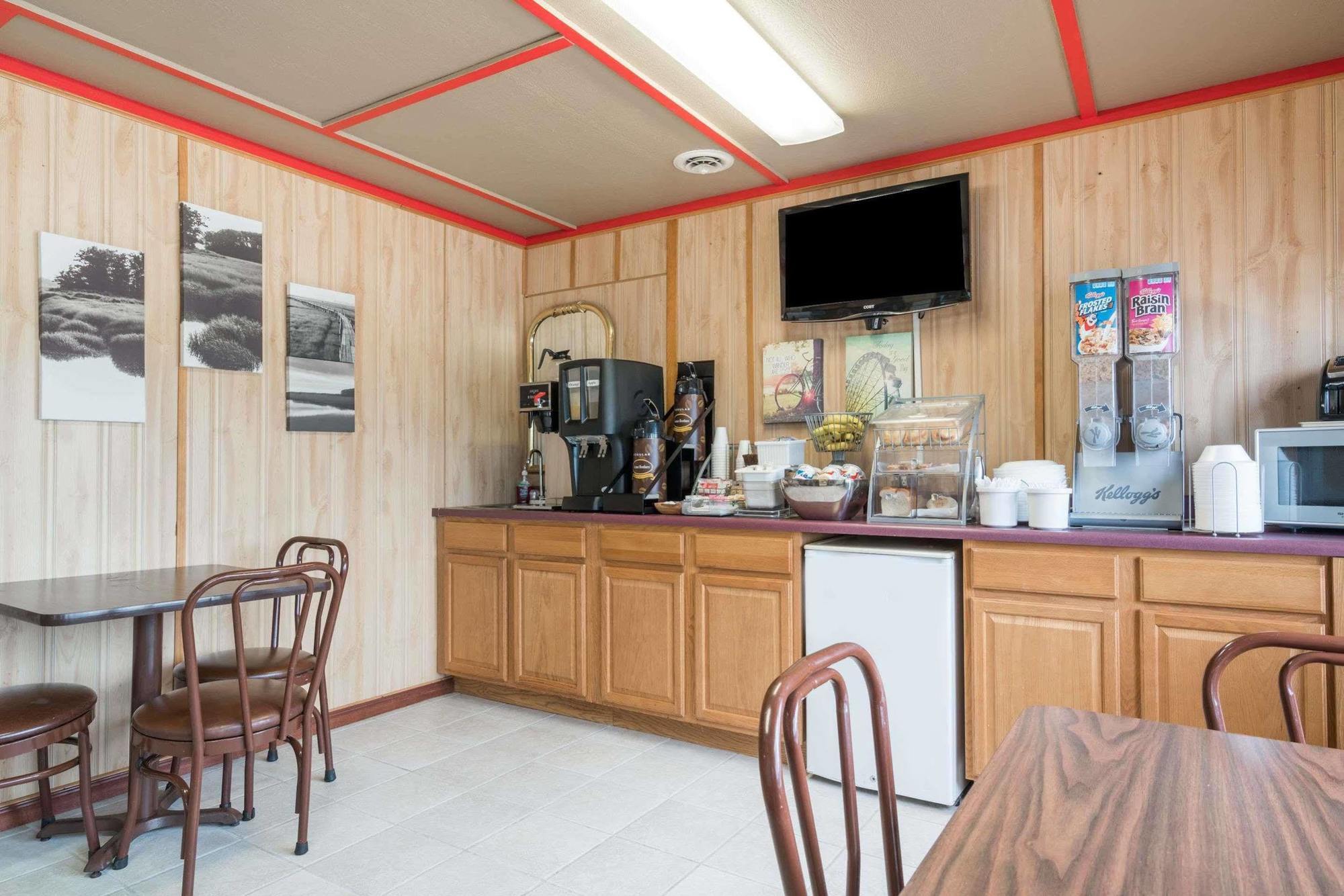Heartland Hotel & Suites Rock Valley Buitenkant foto